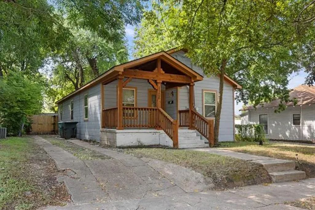 1108 E Jones Street, Sherman