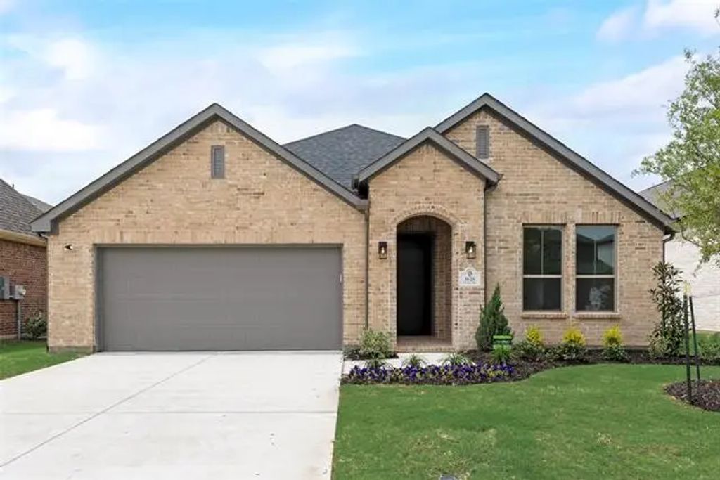 1626 Yorkie Drive, Forney