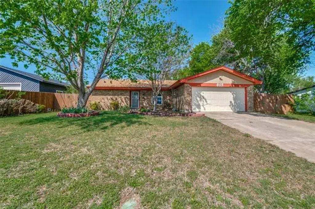615 N Ector Drive, Euless