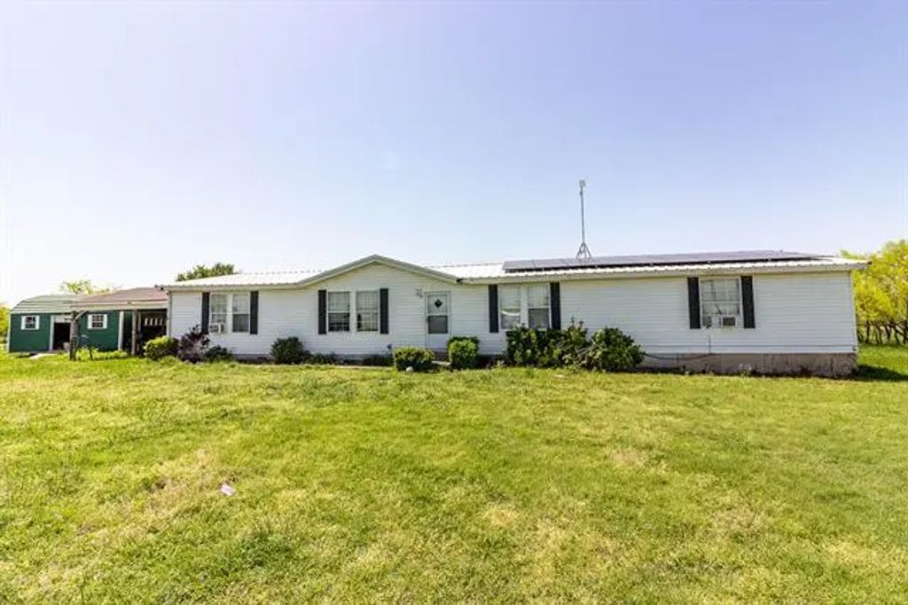 6252 Armadillo Drive, Kemp