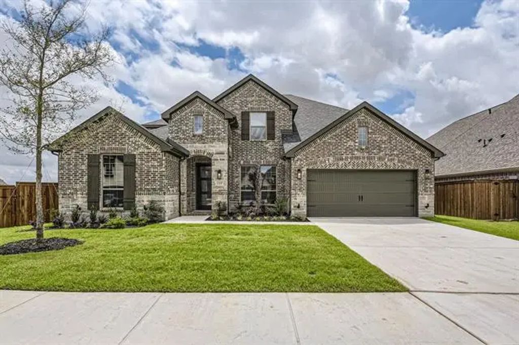 121 Derrett Lane, Rhome