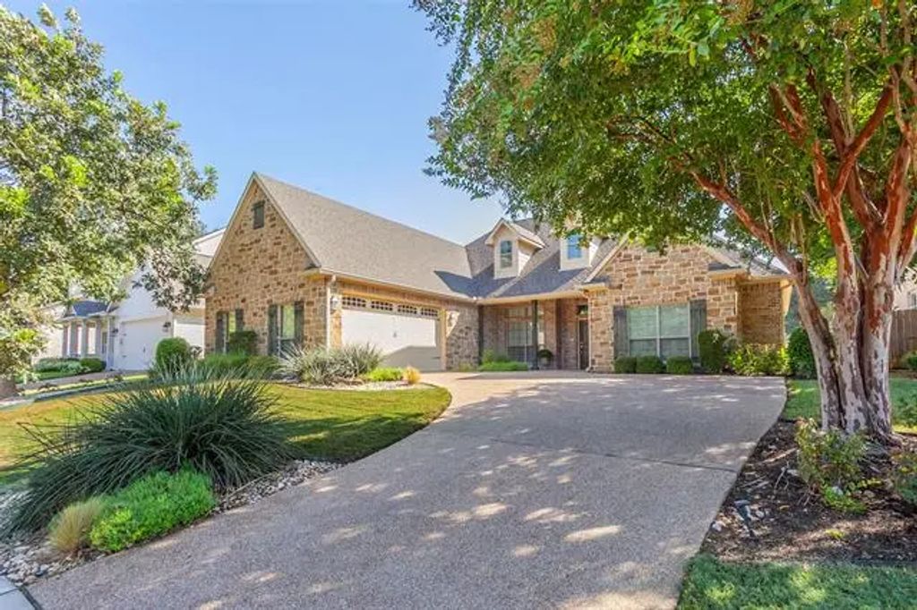 15018 Badger Ranch Boulevard, Woodway