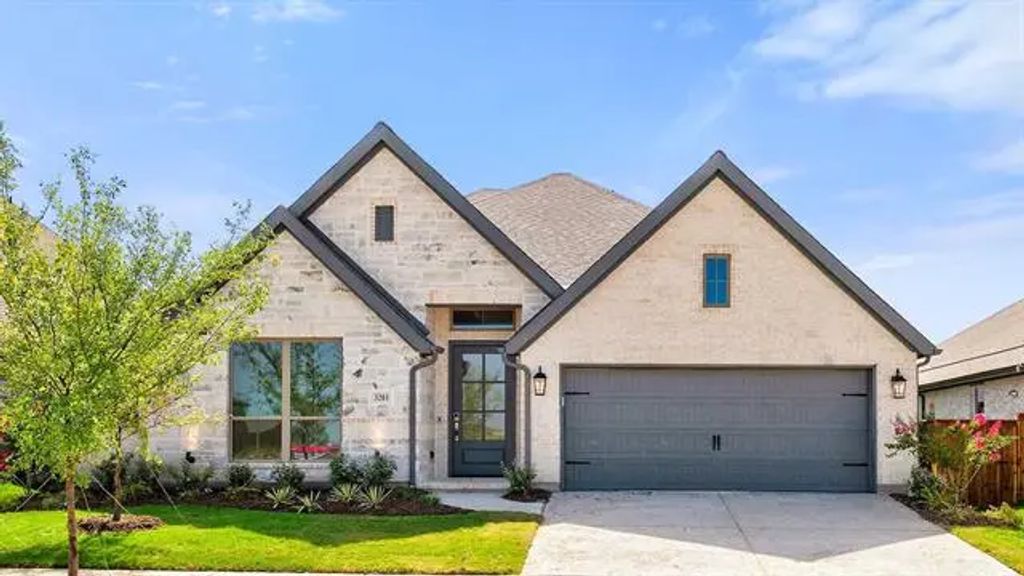 3201 Lacebark Street, Celina