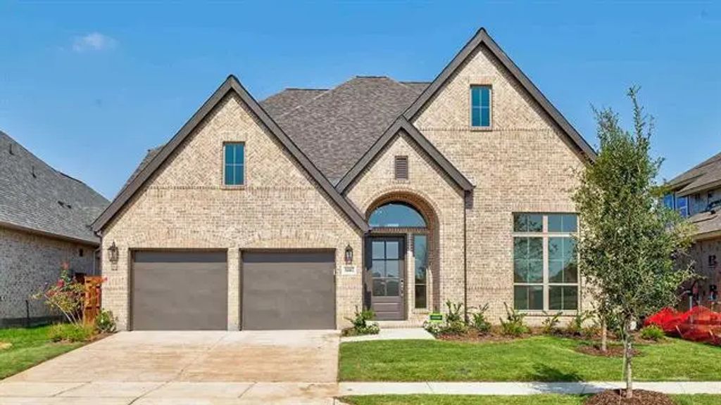 3312 Chinaberry Street, Celina