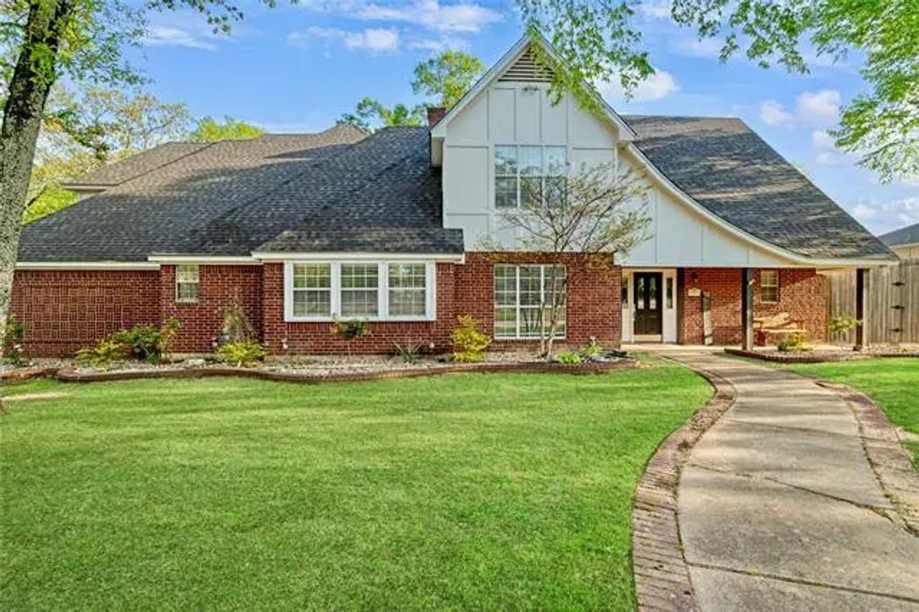 3925 Lakeshore Drive, Reno