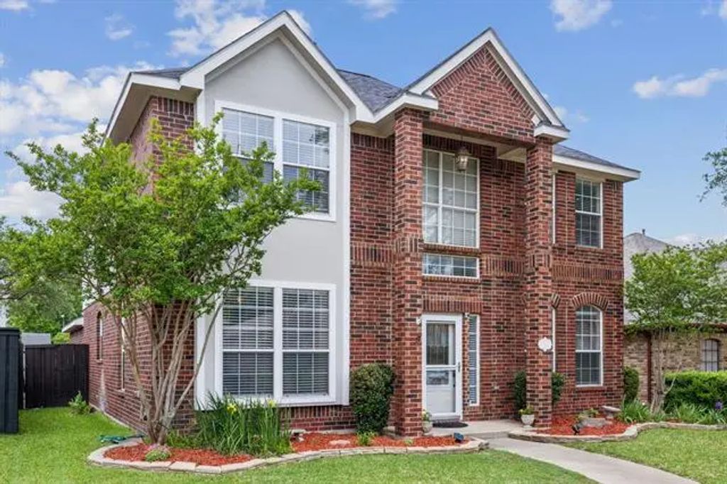 1617 Live Oak Lane, Allen