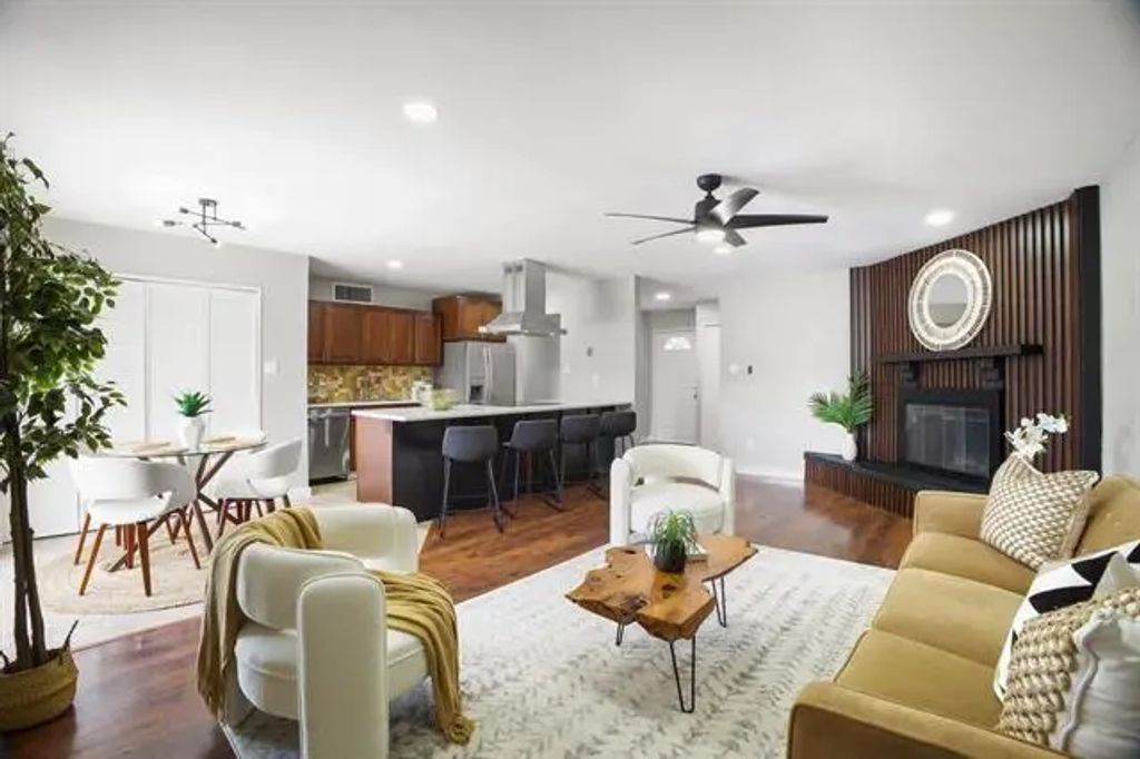 5540 Rutledge Drive, The Colony