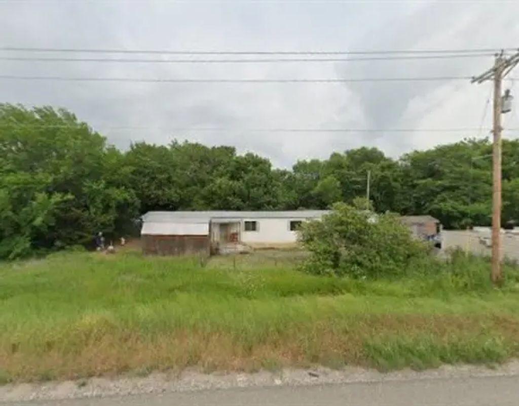 7581 Fm 2862, Anna