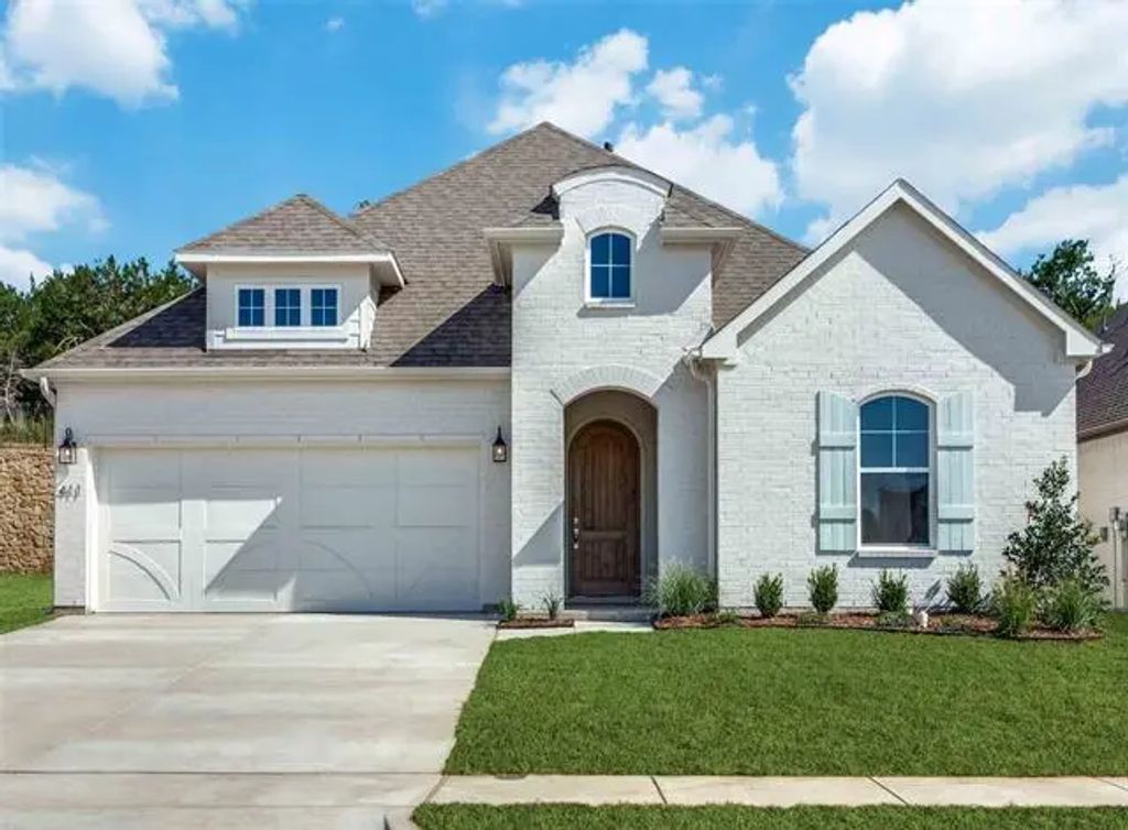 411 Wingtail Drive, Aledo
