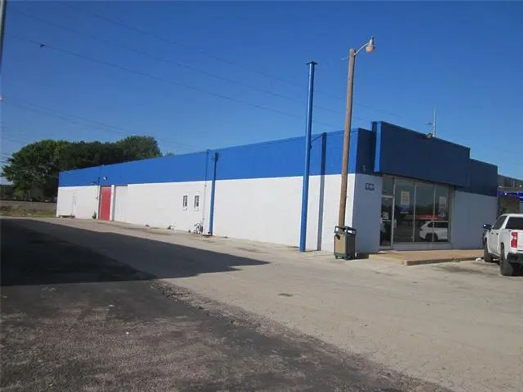 3433 N 1st Street, Abilene
