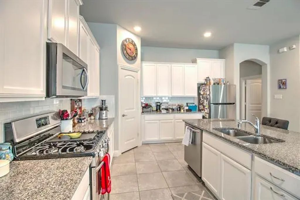 3713 Blessington Drive, Frisco