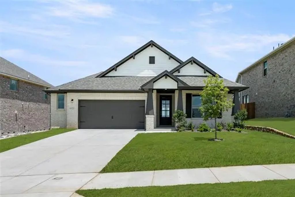 6920 Deadwood Trail, Fort Worth