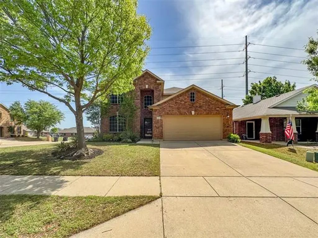 15536 Adlong Drive, Fort Worth
