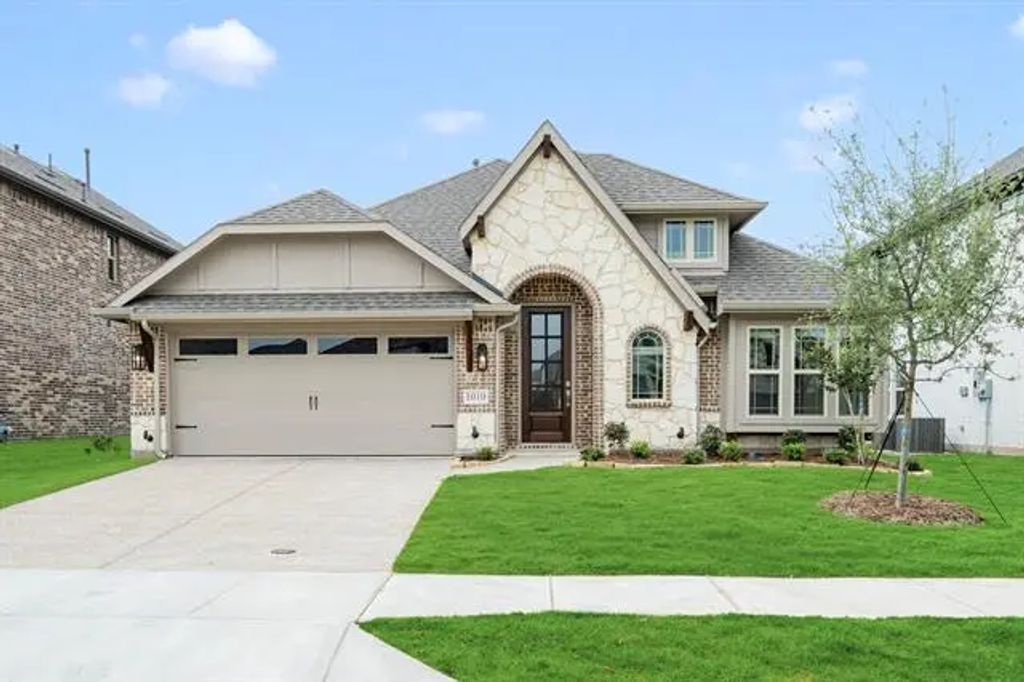 1010 Hickory Chase Lane, Melissa