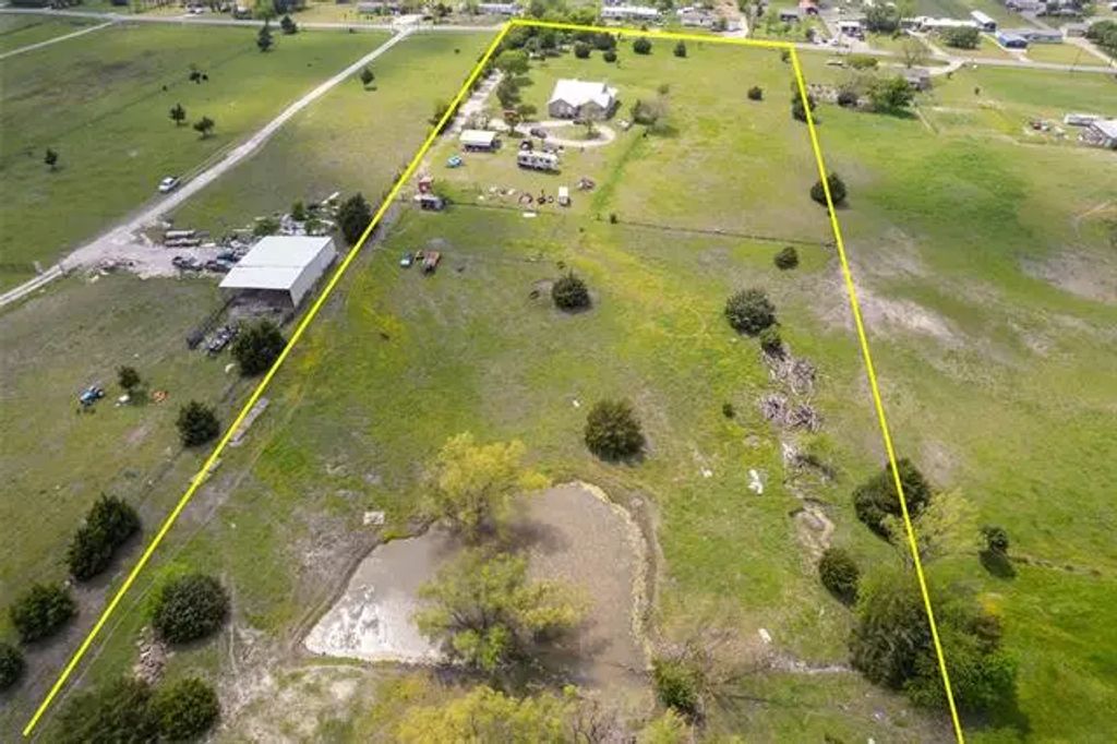 9755 County Road 800, Royse City