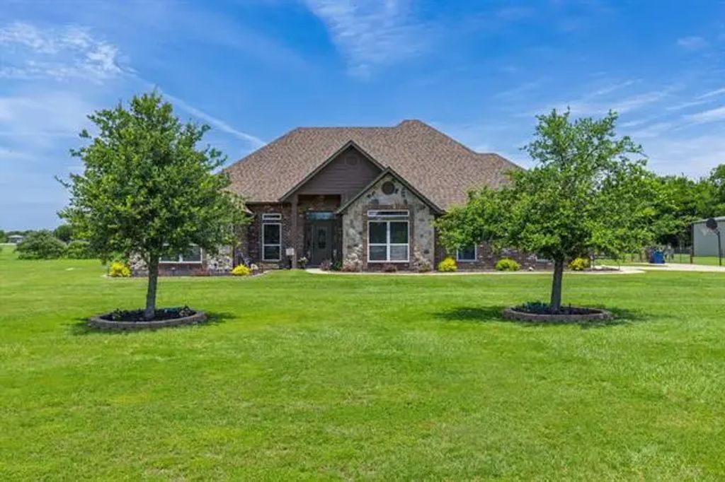 105 Holly Drive, Cooper