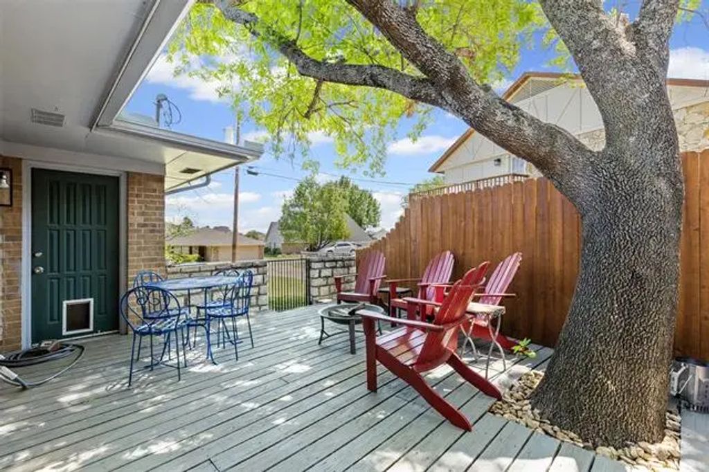 5008 Santa Elena Court, Granbury