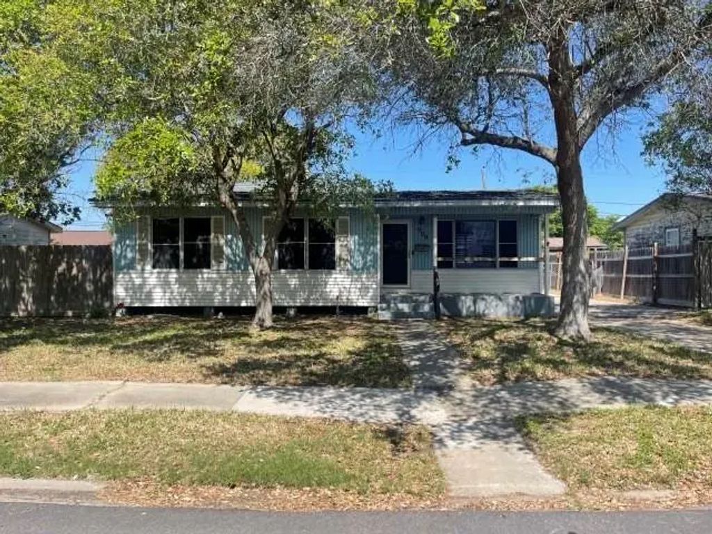 909 Zarsky Drive, Corpus Christi