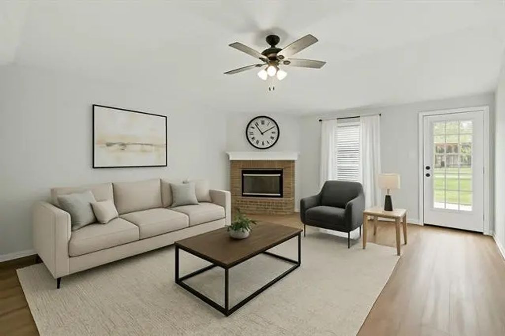 2420 Ensenada Lane, Fort Worth