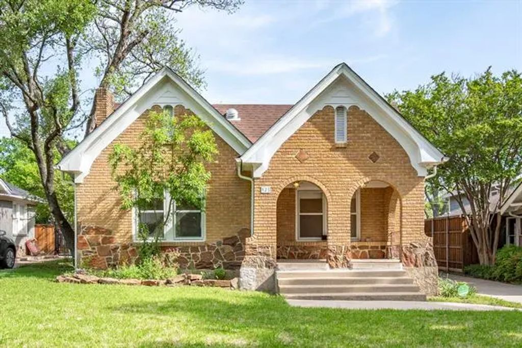 825 Thomasson Drive, Dallas