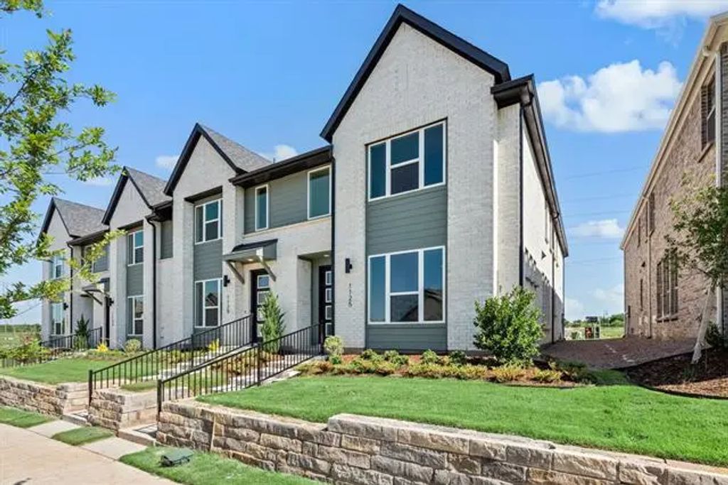 1125 Carnation Drive, Crowley