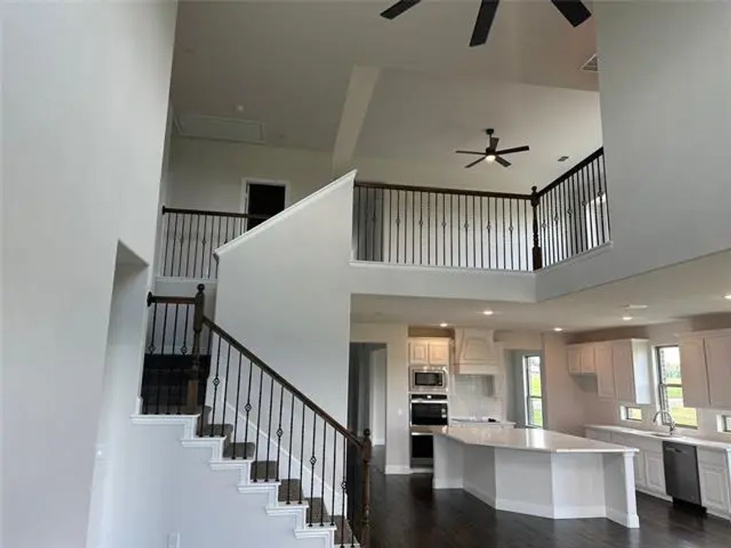 735 Windward Court, Lowry Crossing