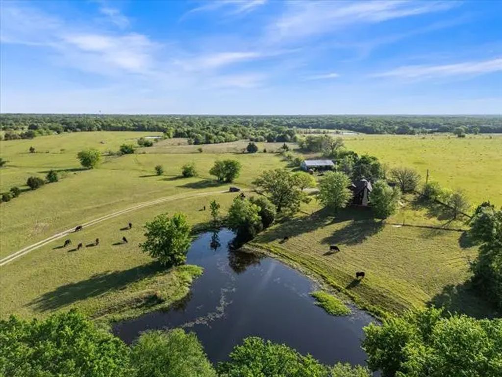 1492 Vz County Road 3504, Wills Point