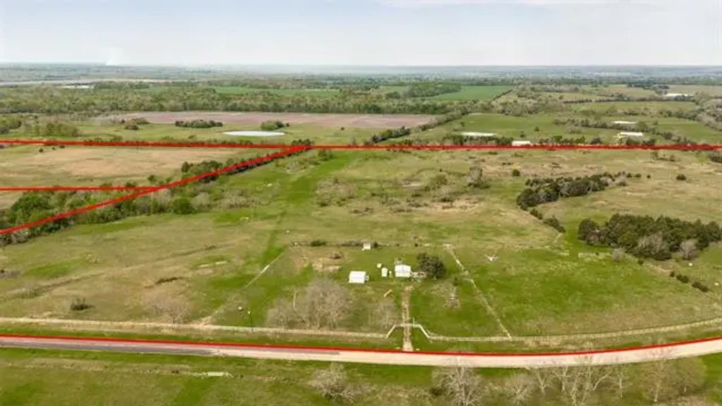 2356 Farm Road 2675, Roxton