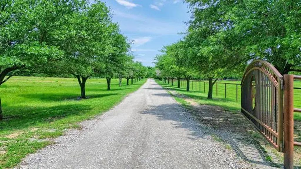 4844 County Road 203, Tioga