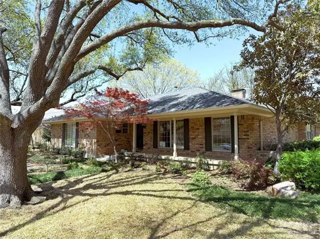 11147 Carissa Drive, Dallas