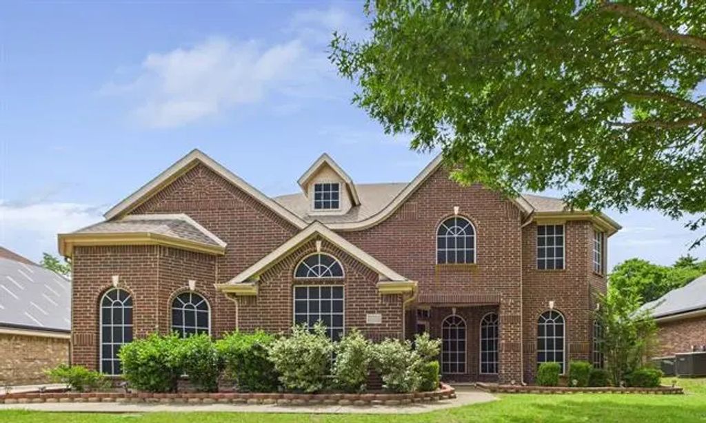 1264 Carriage Creek Drive, DeSoto