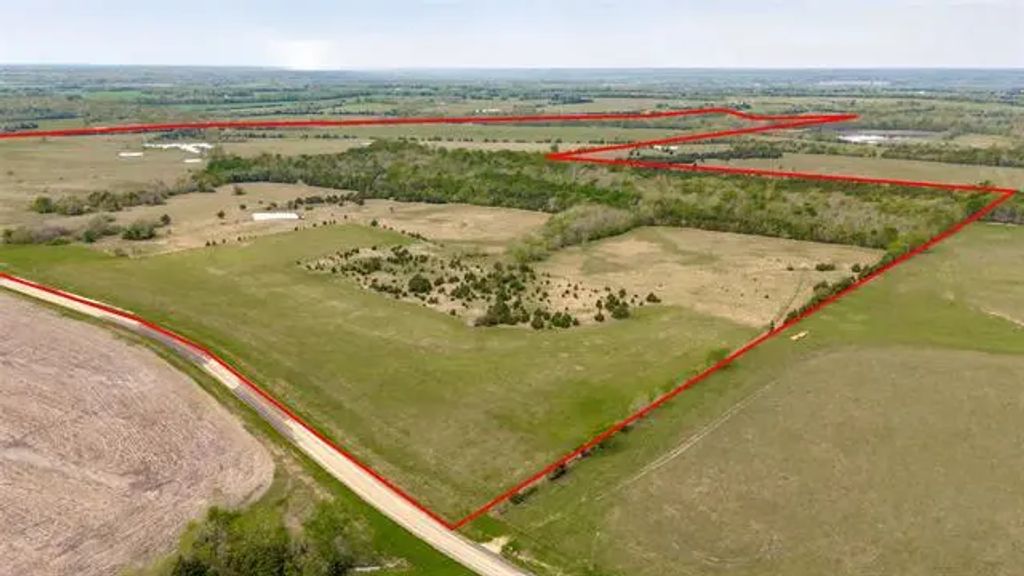 Farm Road 2675, Roxton