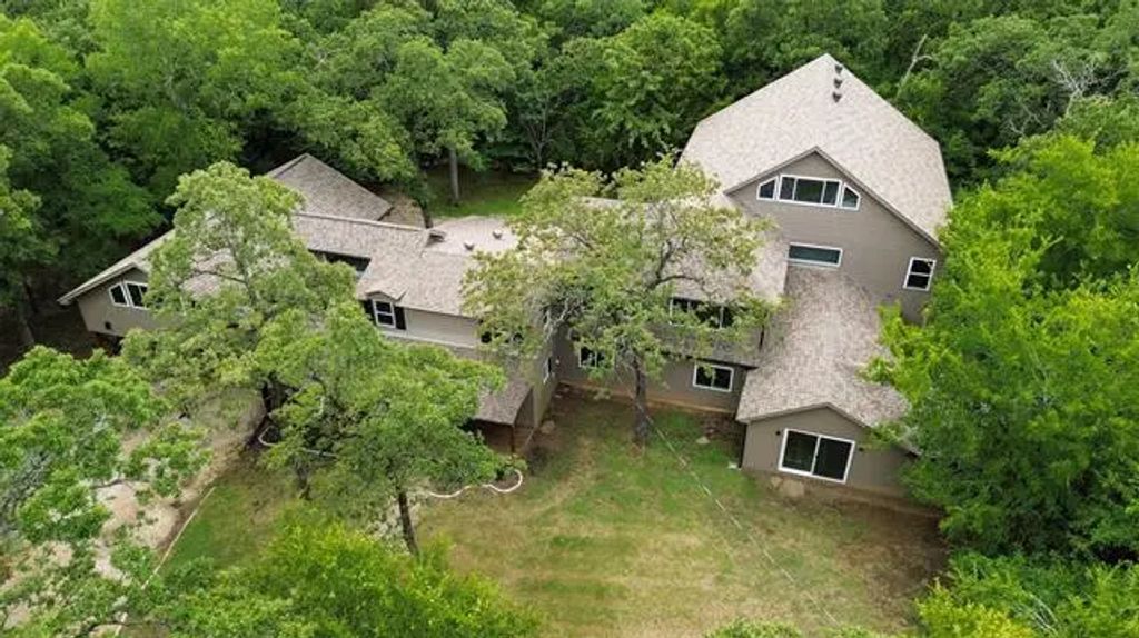 800 S County Road 810, Alvarado
