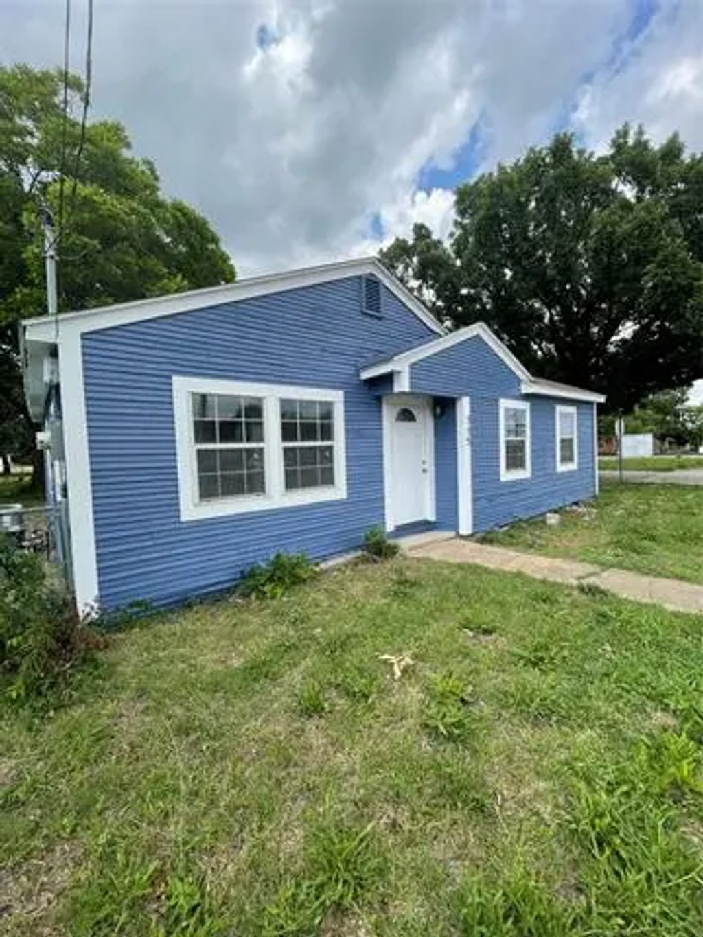 715 Elm Street, McKinney