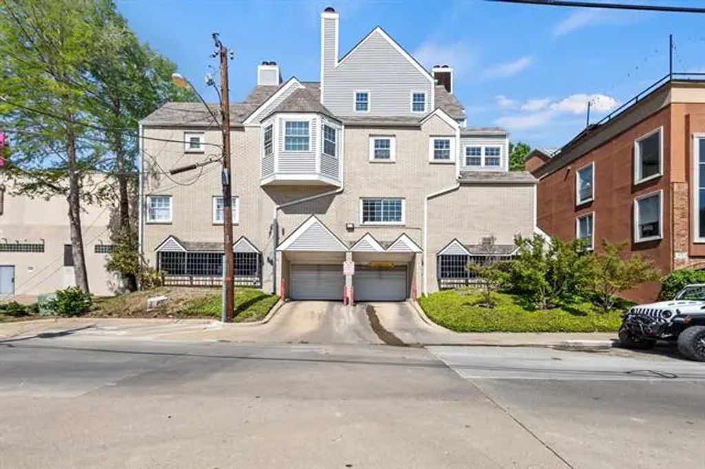 1010 Allen Street 217, Dallas