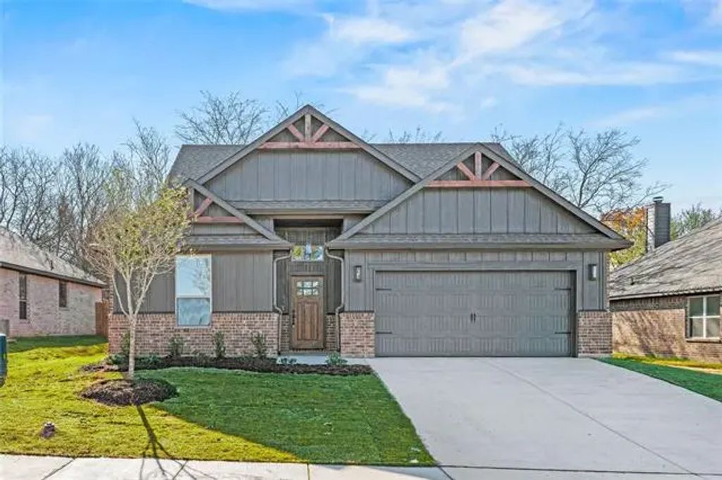 101 Maverick Trail, Valley View