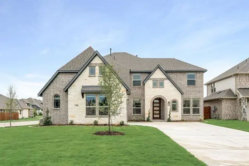 2708 Creekhollow Court, Denton