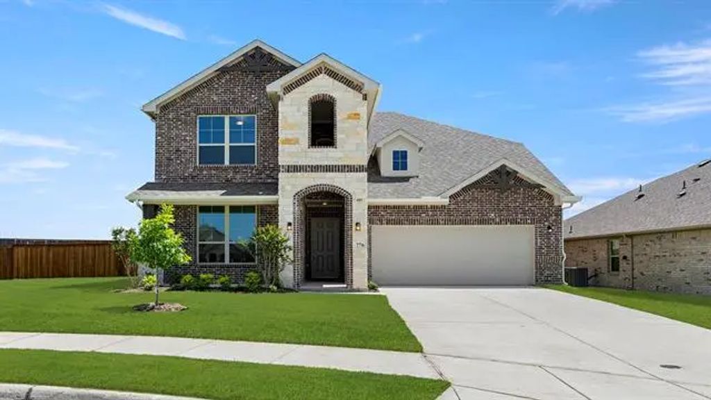 776 Tawny Turn, Lavon