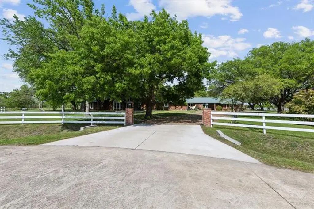 3927 Ranch Estates Drive, Plano
