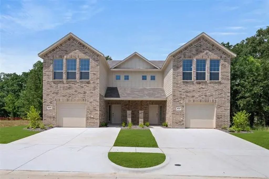 3121-3123 Long Rope Lane, Denton