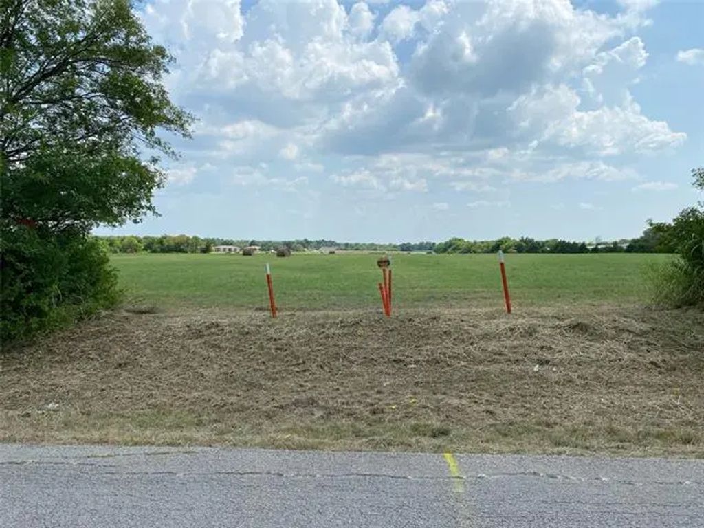 Tx-78, Farmersville