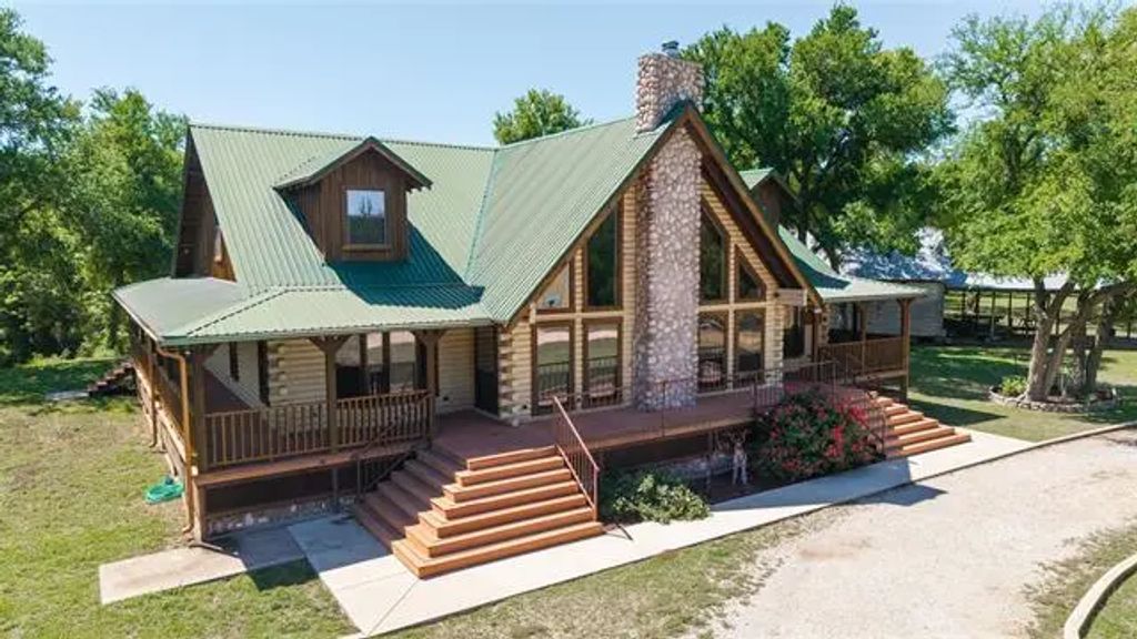 8950 Cr 215, Brownwood