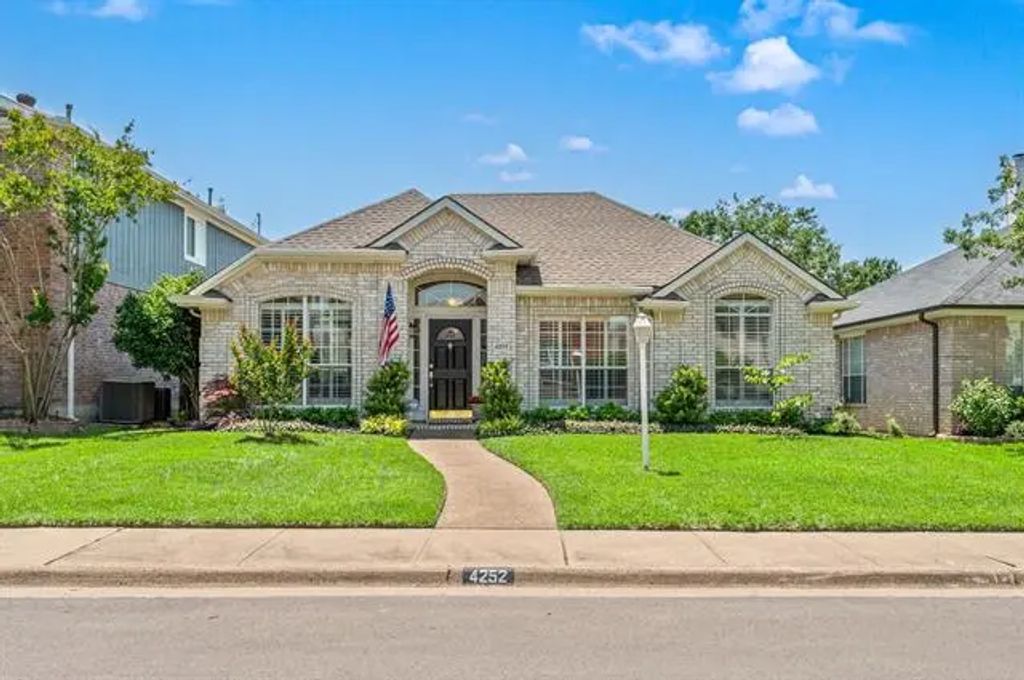 4252 Millview Lane, Dallas