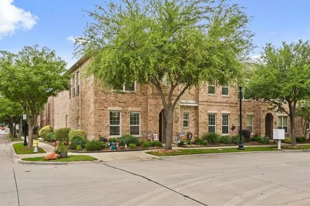 8405 Moore Street, Frisco