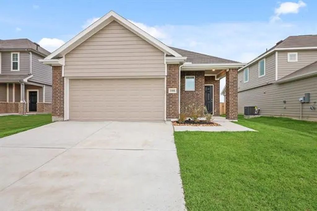 1008 Wingjet Way, Fort Worth