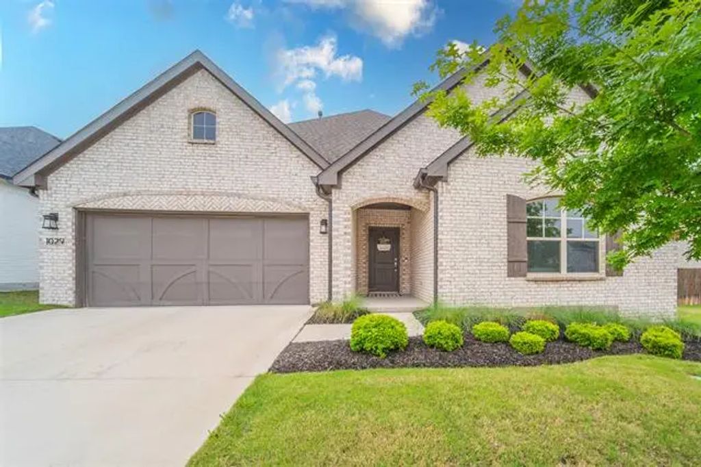 1029 Brown Valley Trail, Weatherford