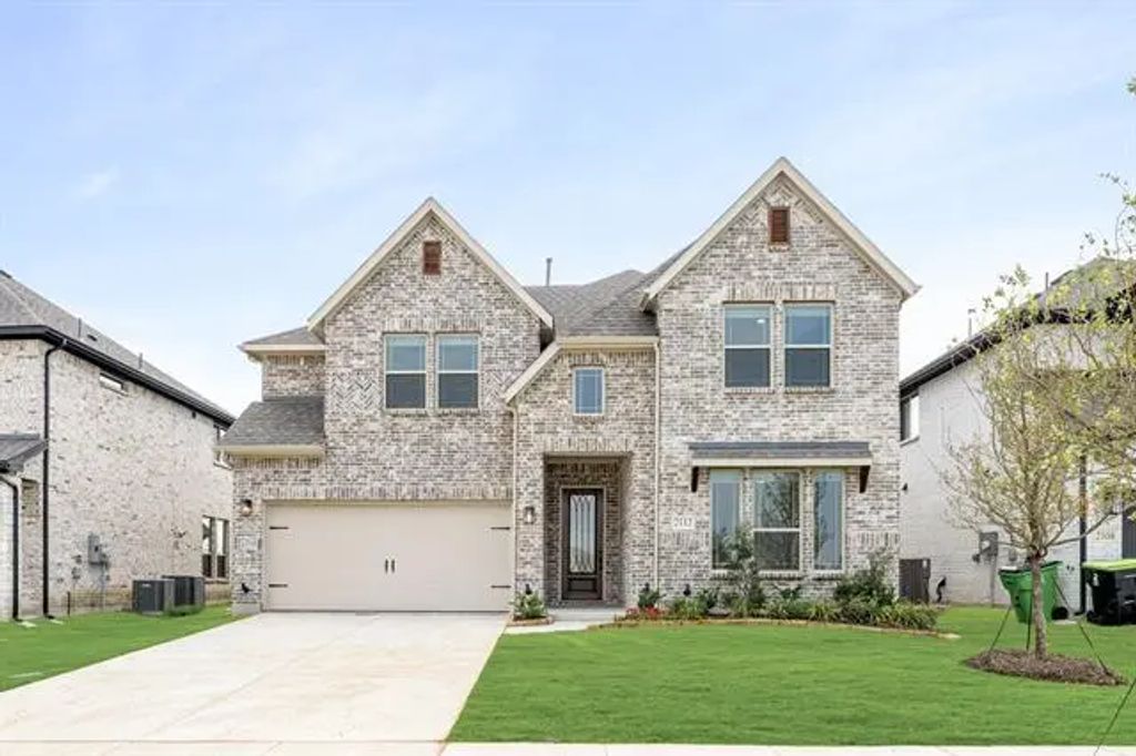 2112 Aurora Lane, Aubrey