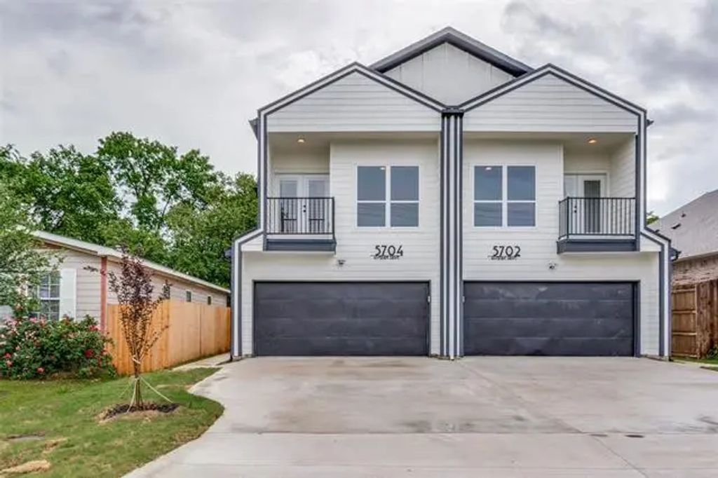 5704 Riverside Drive, Dallas