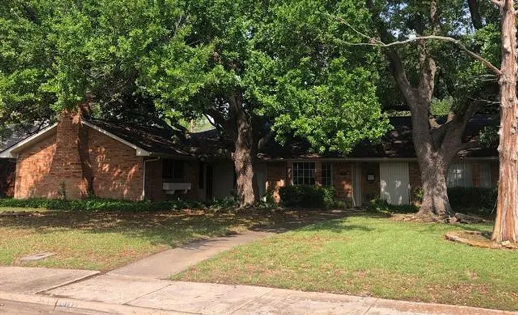 10427 Carry Back Place, Dallas