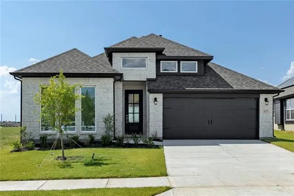 317 Misty Meadow Lane, Lavon